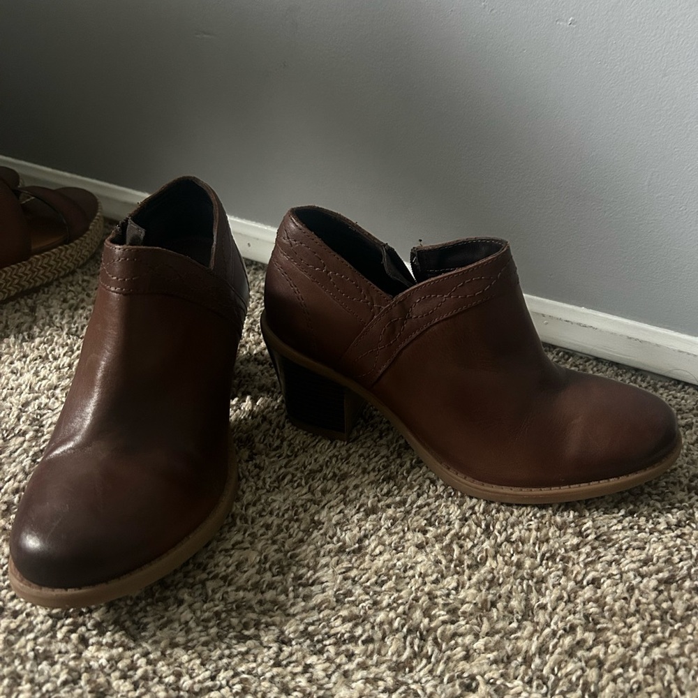 Women’s ankle boots